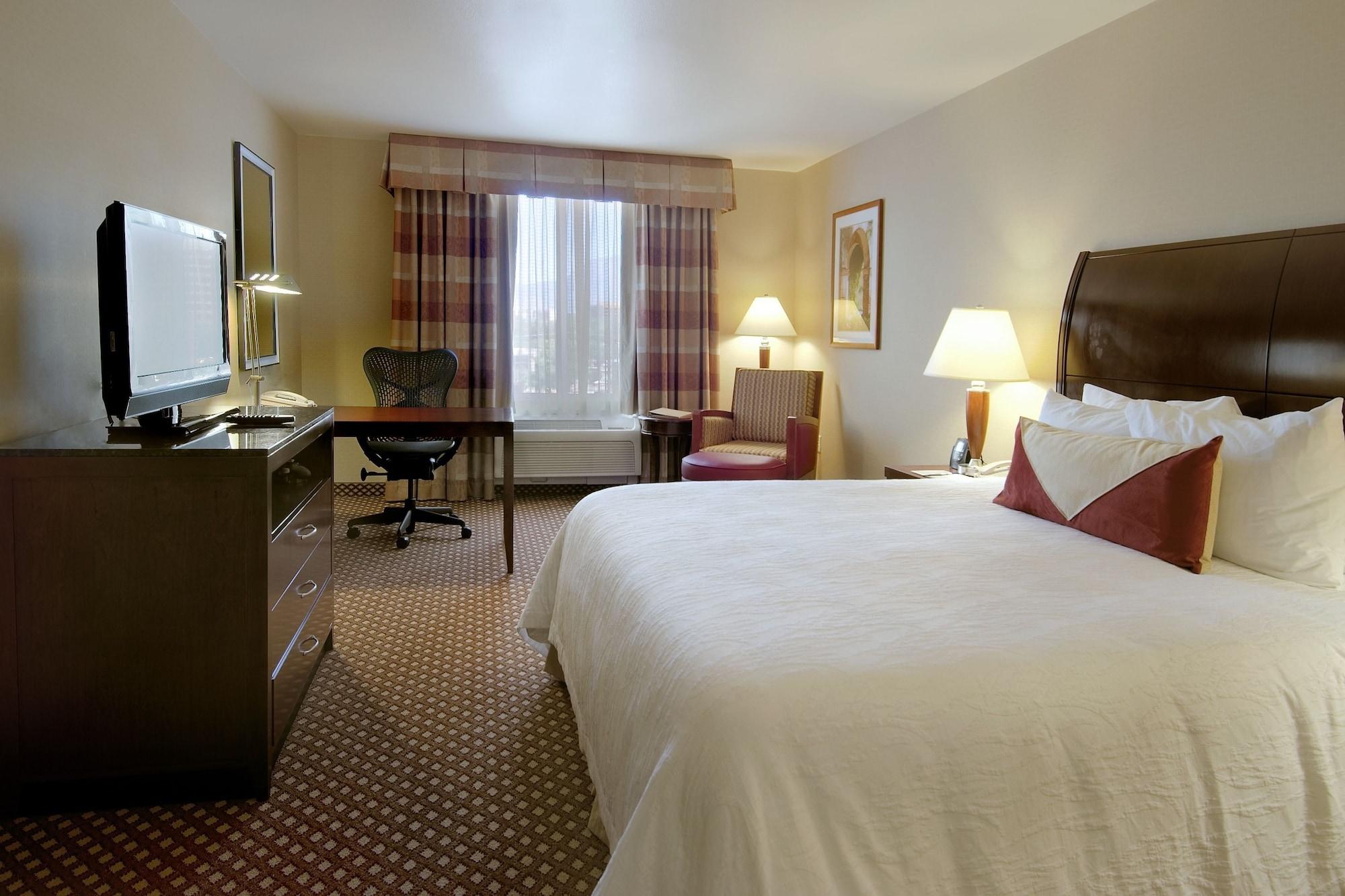 Hilton Garden Inn Albuquerque Uptown Phòng bức ảnh